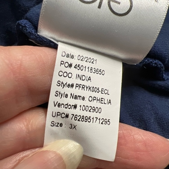 Frayed Jeans Flutter Sleeve Ruffle Top - Picture 9 of 9